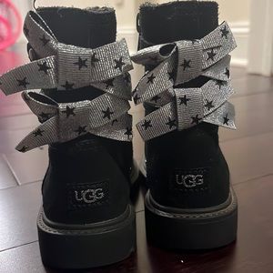 Ugg boots with bows-super cute new only worn 2 times by my toddler